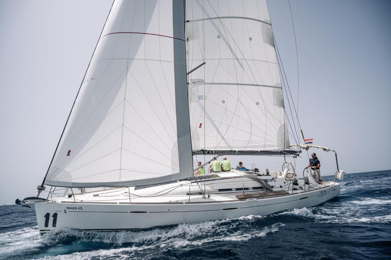 Sailing Forever Kaštela